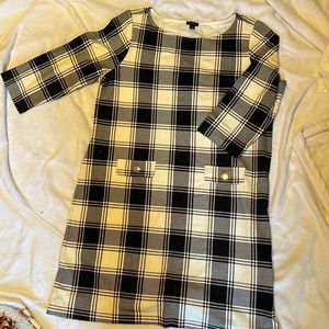 Ann Taylor- 3/4 sleeve dress